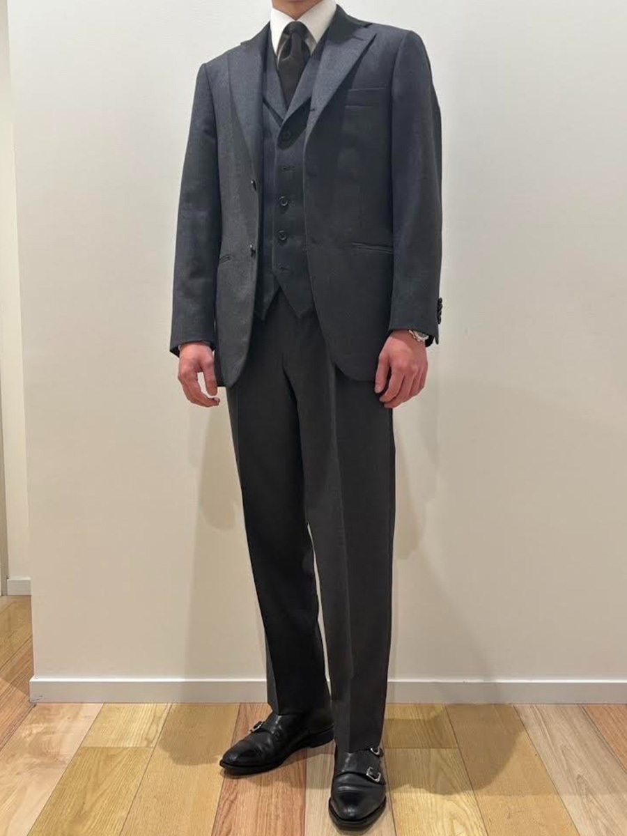 Lydia スリーピース オーダースーツ 2024年】オーダースーツ - LYDIA