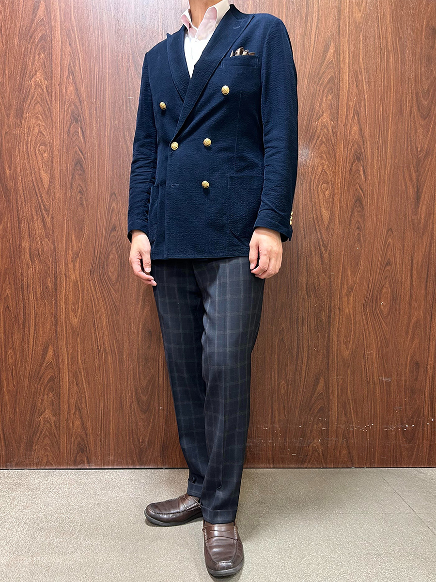 ストライプダブルブレストでクラシカルに | オーダースーツブランド
