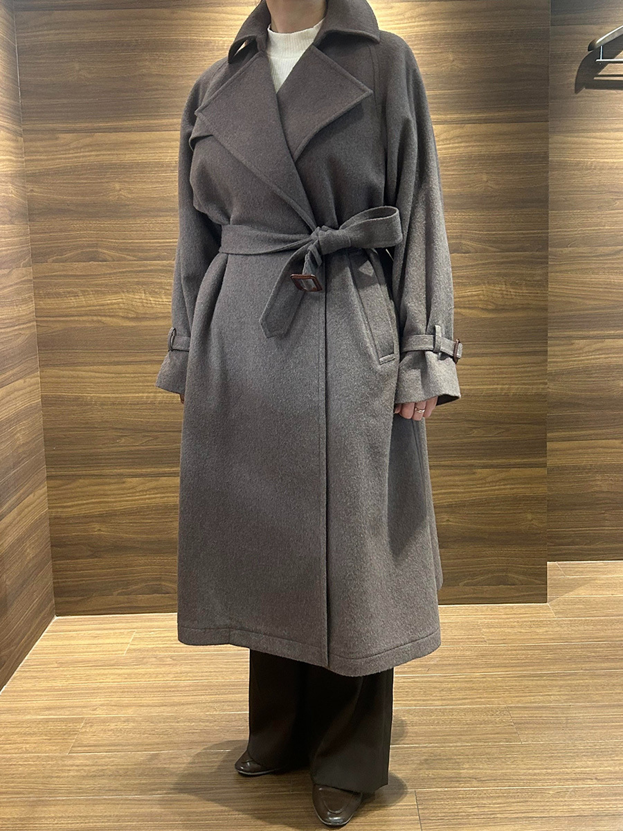 ブラウンの温かみが上品。リッチな質感のトレンチコート。 | オーダー