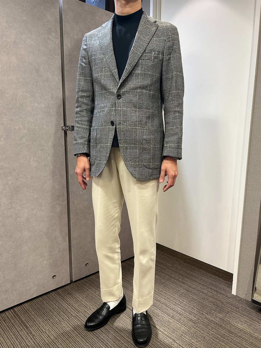 ストライプダブルブレストでクラシカルに | オーダースーツブランド